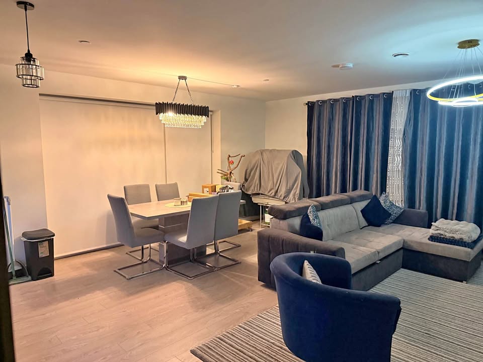 Double room with Private bathroom to let in Blanchardstown
