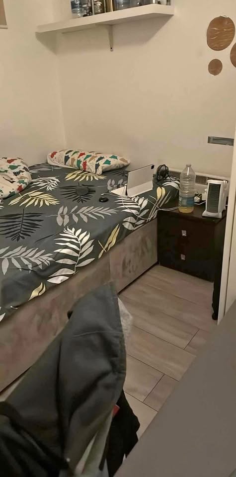 Temporary Private room for rent D11 KD29