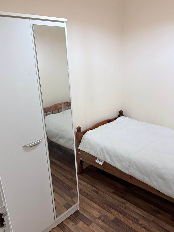 Two rooms for rent