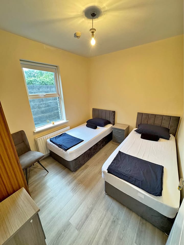 SHARED HOUSE - TWIN and DOUBLE ROOMS