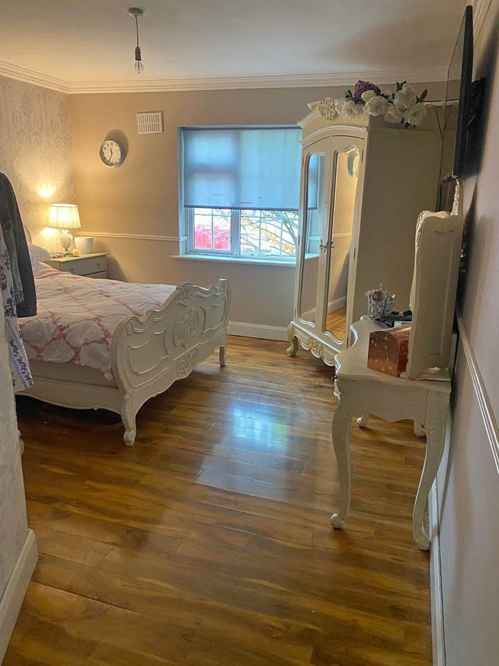 3 bed 2 bath