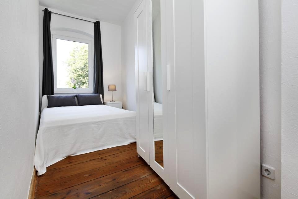1 Bed 1 Bath Apartment/condo
