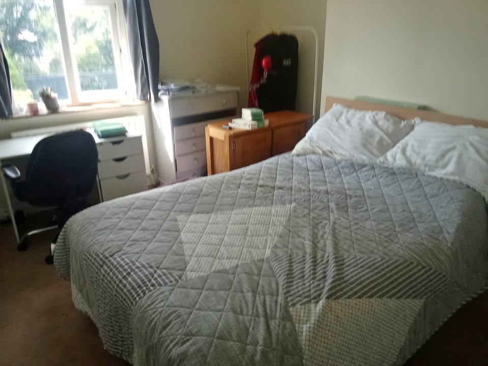1 Bed 1 Bath Room only