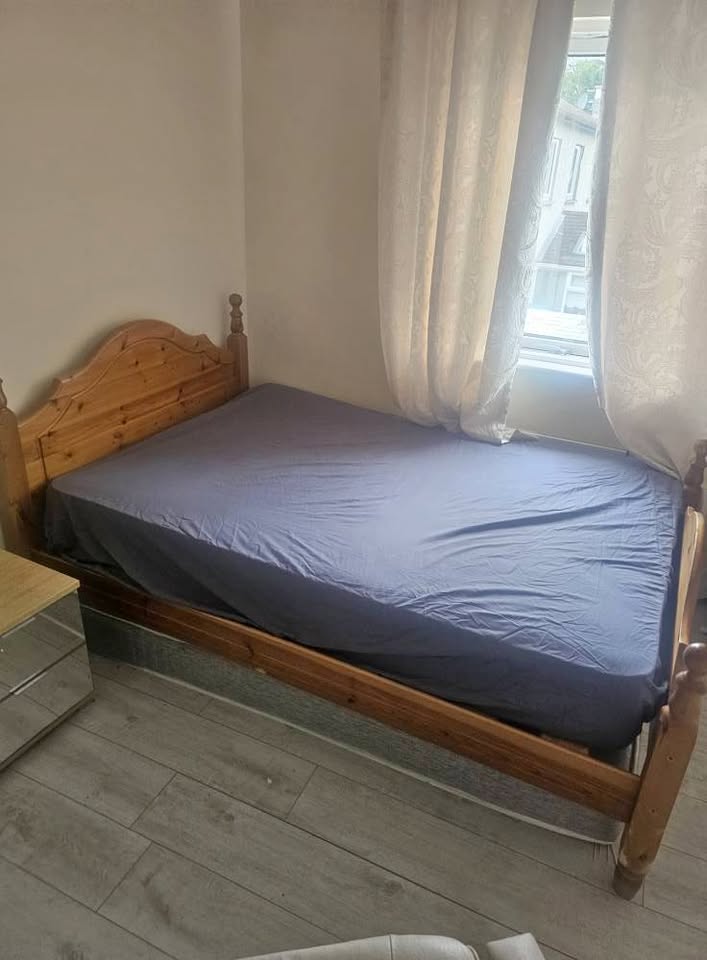 Bedroom for rent