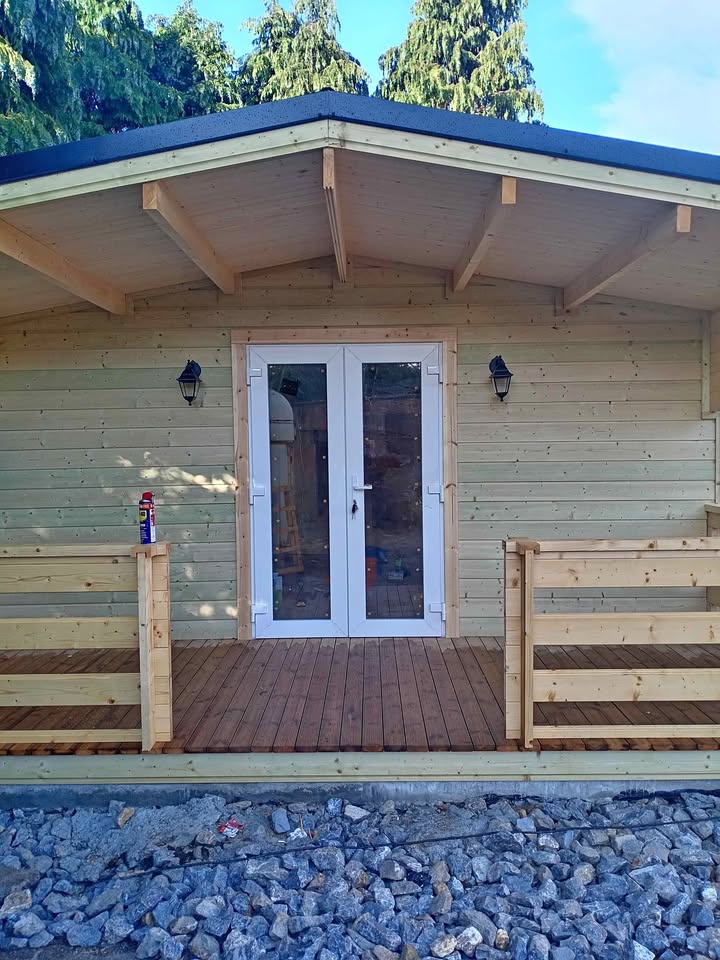2 bedroom log cabin