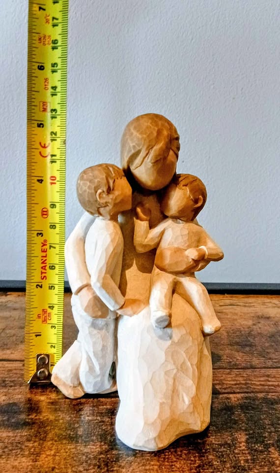Willow Tree "Quietly" Figurine (Mother with Two Children). Great Condition.
