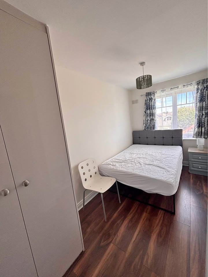 Room for rent in Holywell