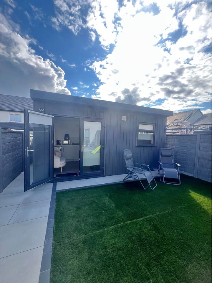 1 single bed flat for rent