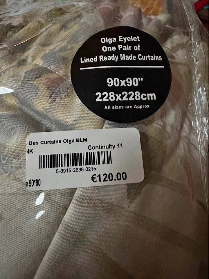 One brand new pair curtains