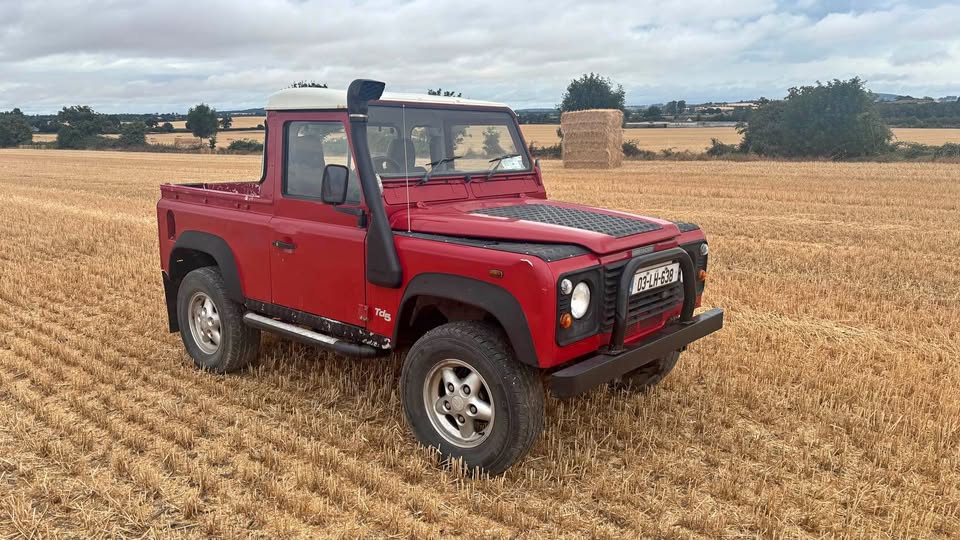 Land Rover Defender 90