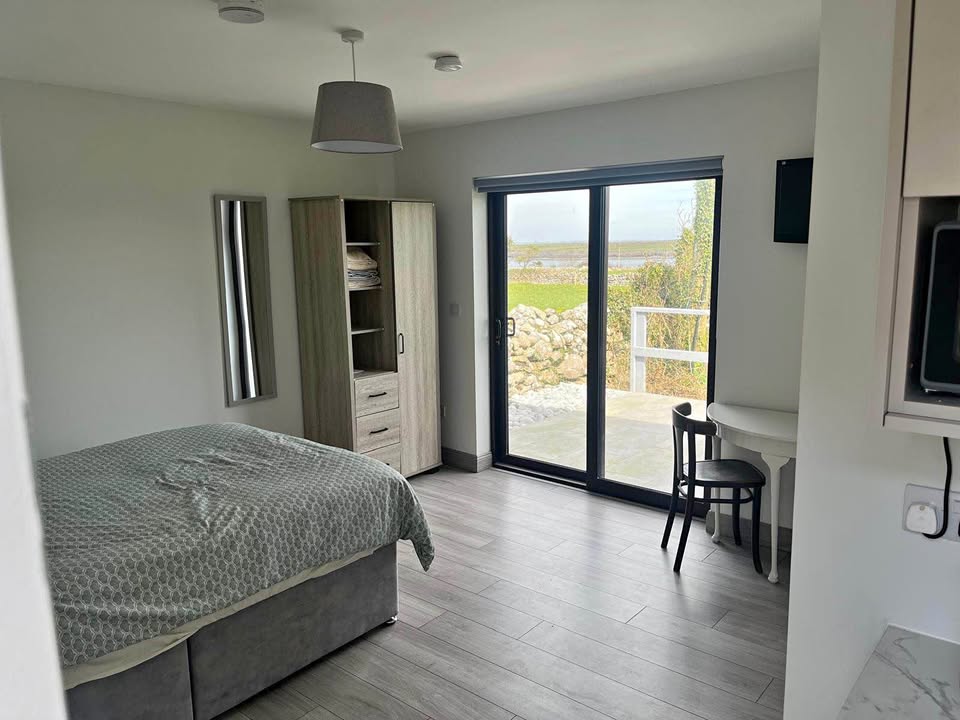 Flaggy Shore Studio Apartment with Patio