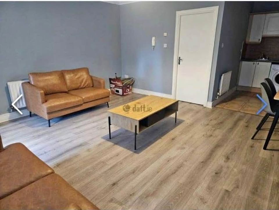 Single private room available for immediate move in, 15 mins to city center