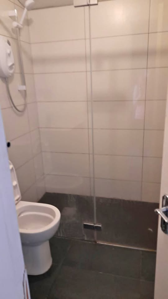 1 Bed 1 Bath Room only