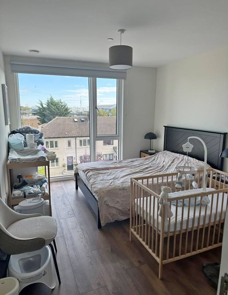 1 bedroom apartment in dublin + car space