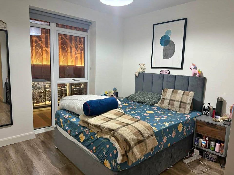 Temporary Accommodation Available for a Female