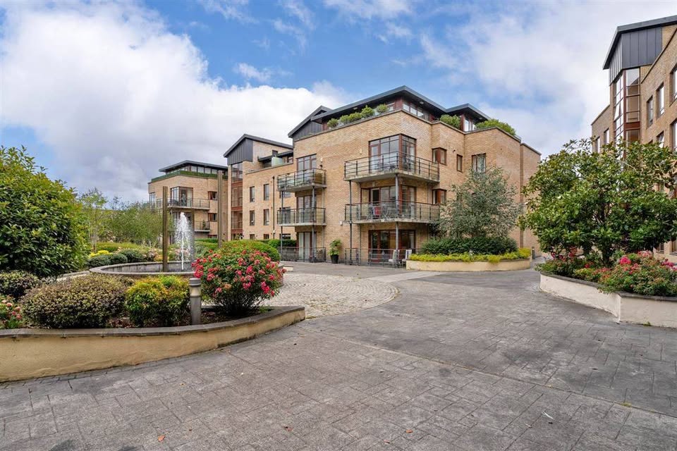 Ensuite Double bedroom to rent Dublin14