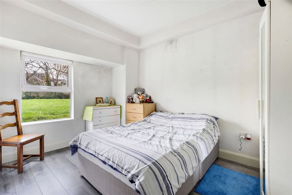 Bedroom. Navan