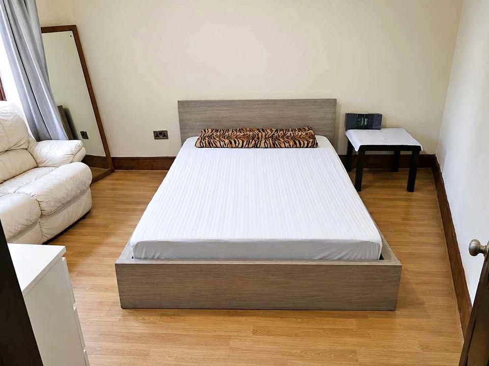 Double Bedroom
