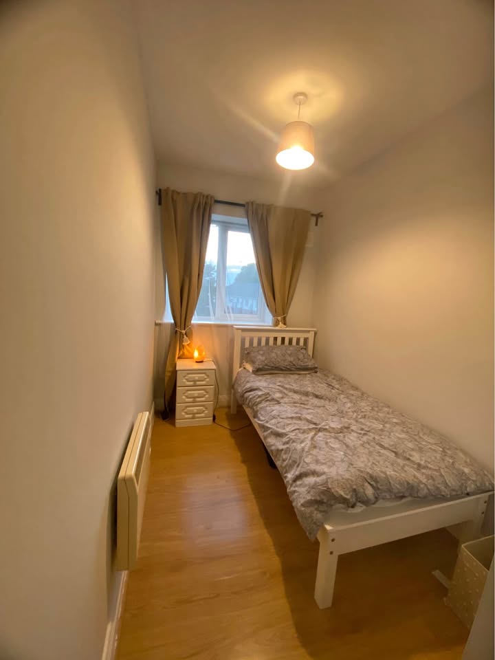Single bedroom