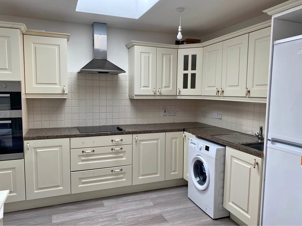 One bedroom apartment naas county Kildare ready to move in
