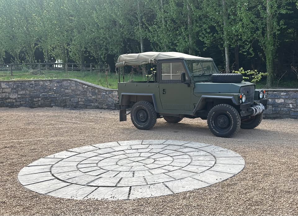 Land Rover series 2A lightweight